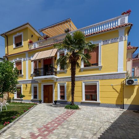 Villa Palma Center Berat Exteriör bild