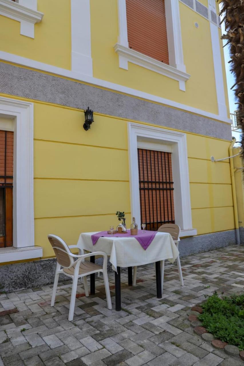 Villa Palma Center Berat Exteriör bild