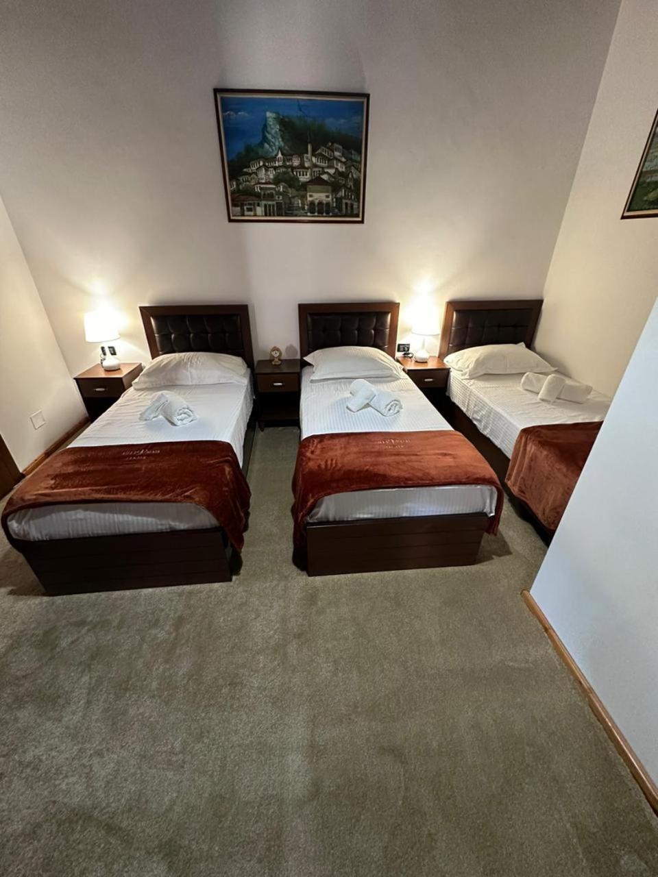 Villa Palma Center Berat Exteriör bild