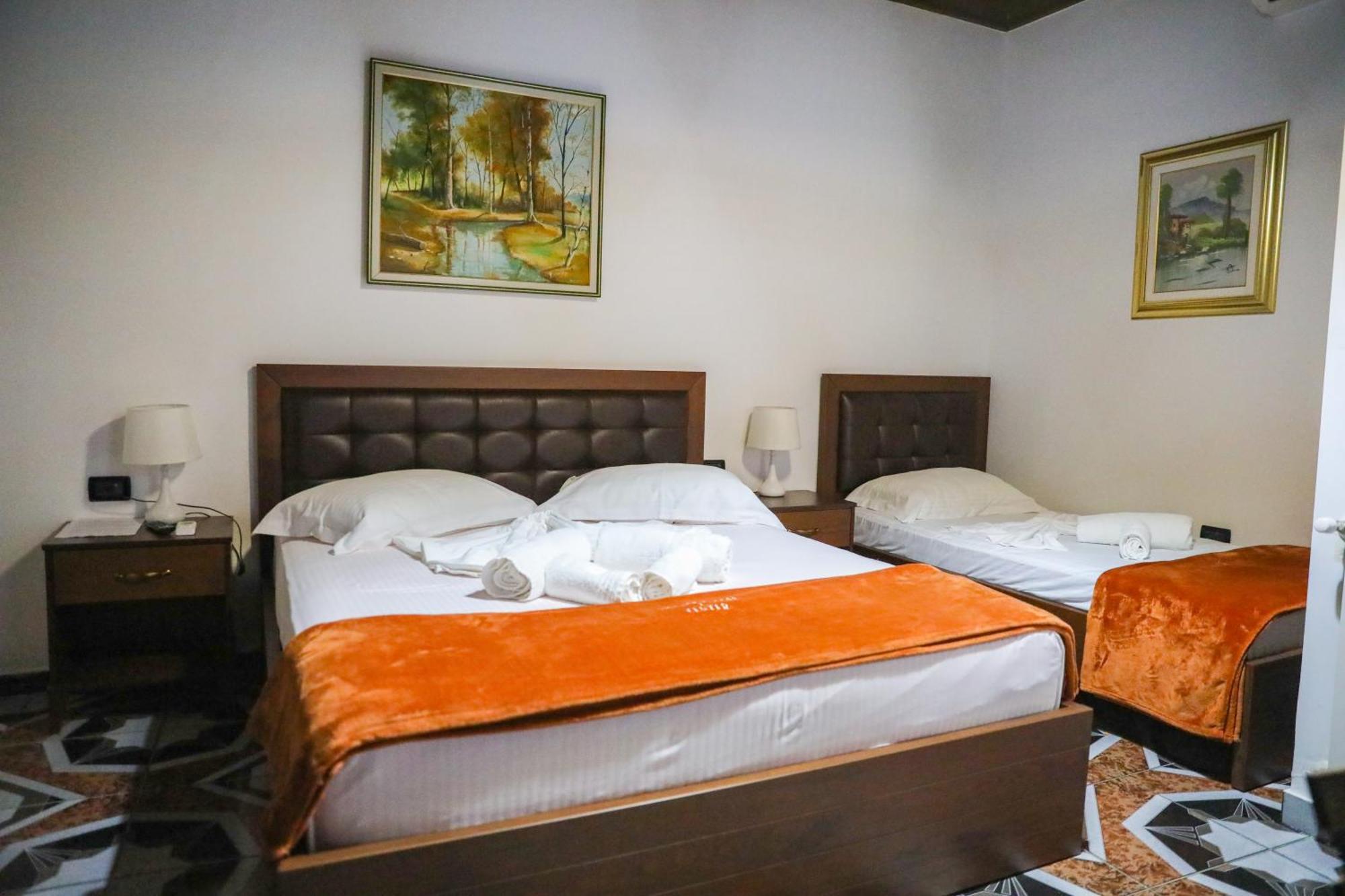 Villa Palma Center Berat Rum bild