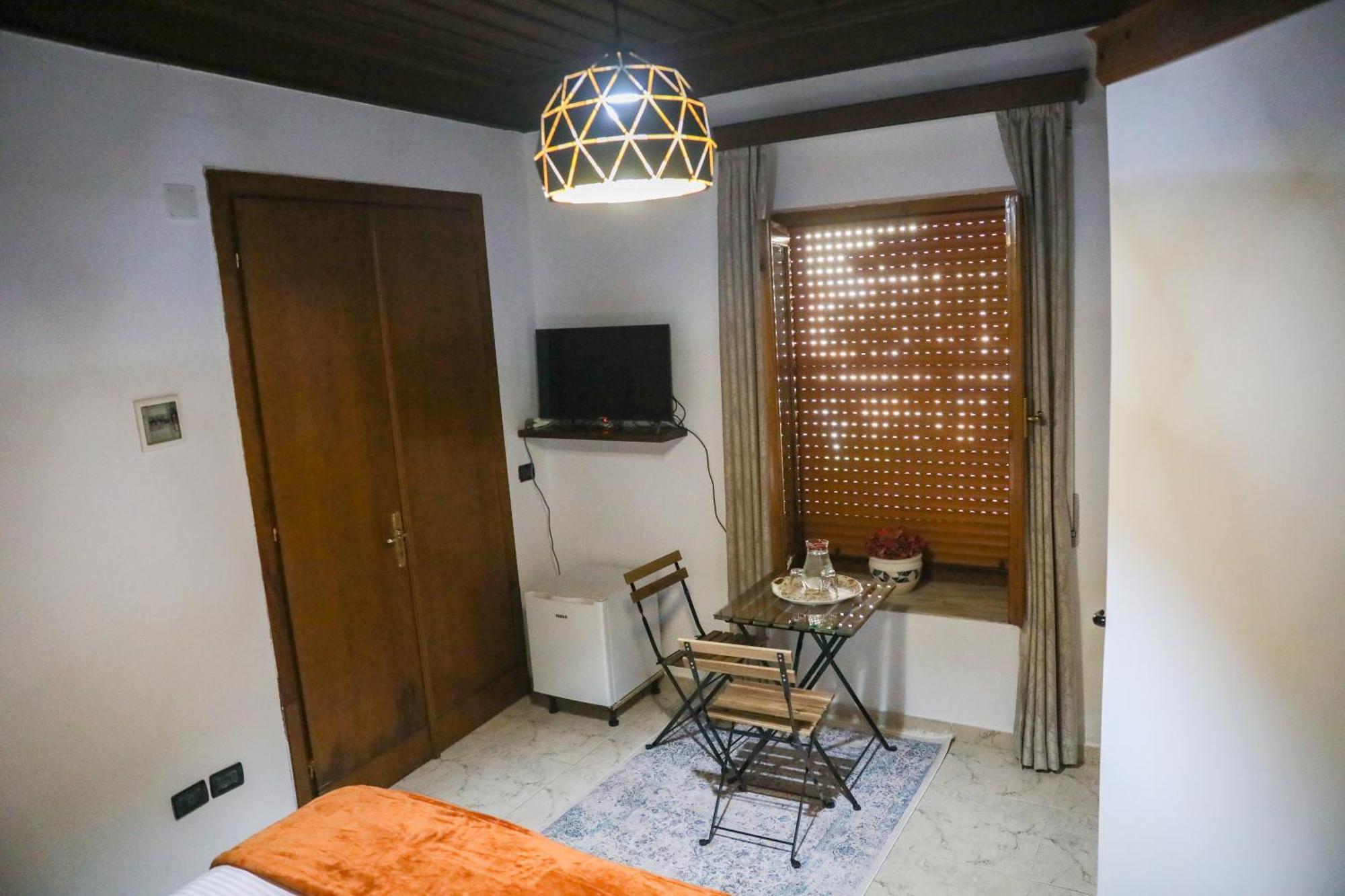 Villa Palma Center Berat Rum bild