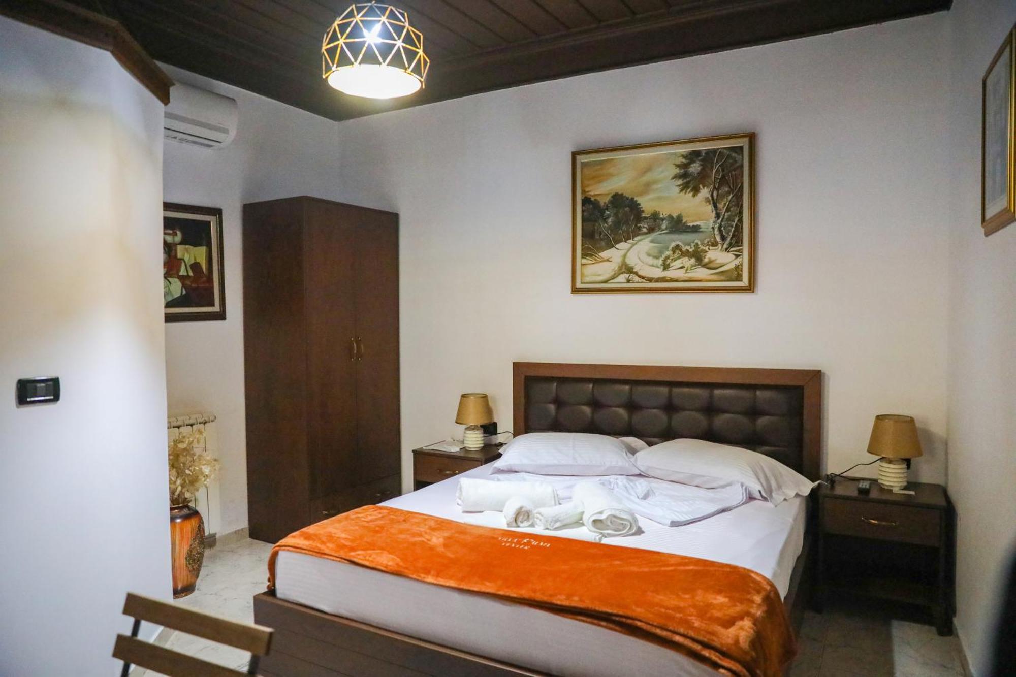 Villa Palma Center Berat Rum bild